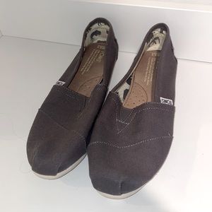 TOMS flats